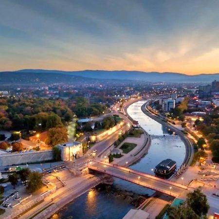 "My Life" Luxury River Apartments Ni 외부 사진