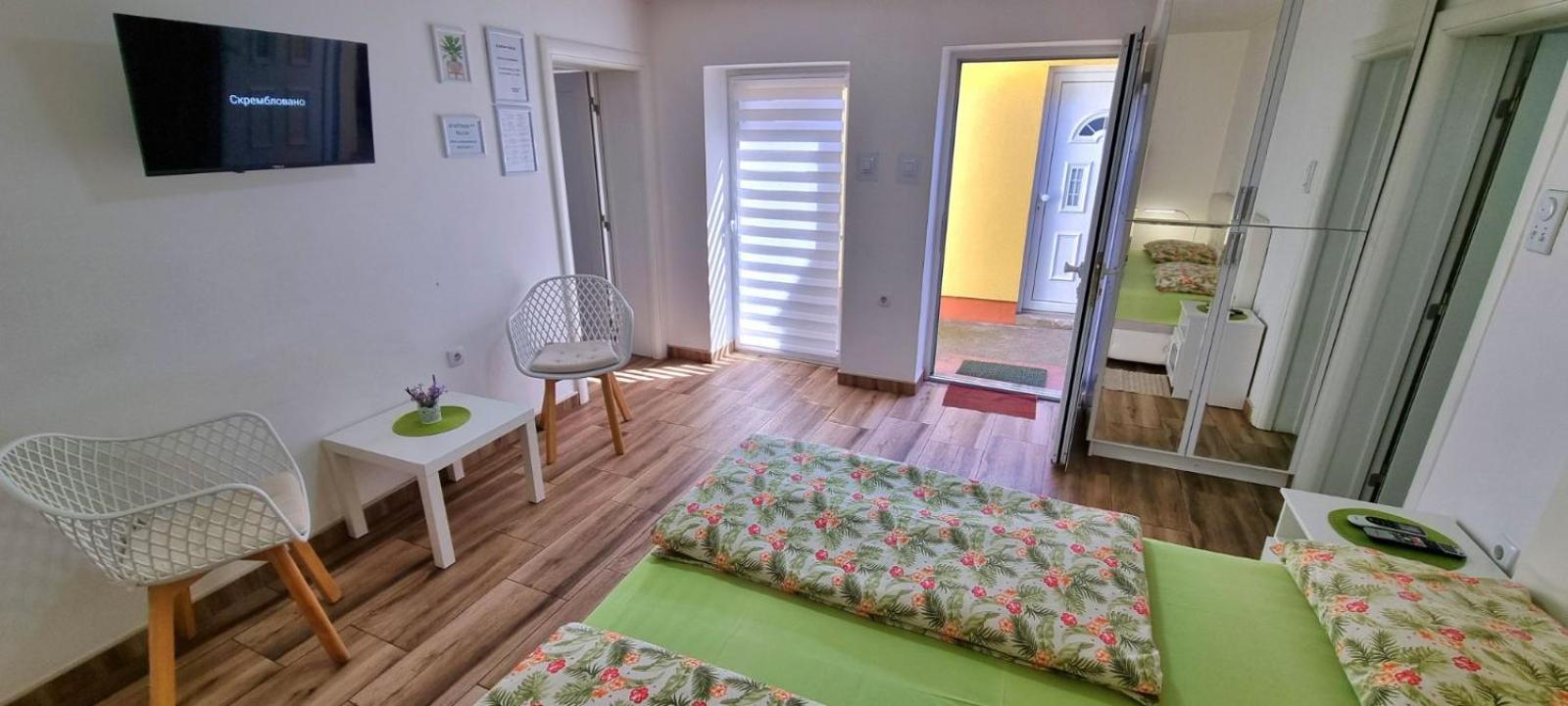 "My Life" Luxury River Apartments Ni 외부 사진