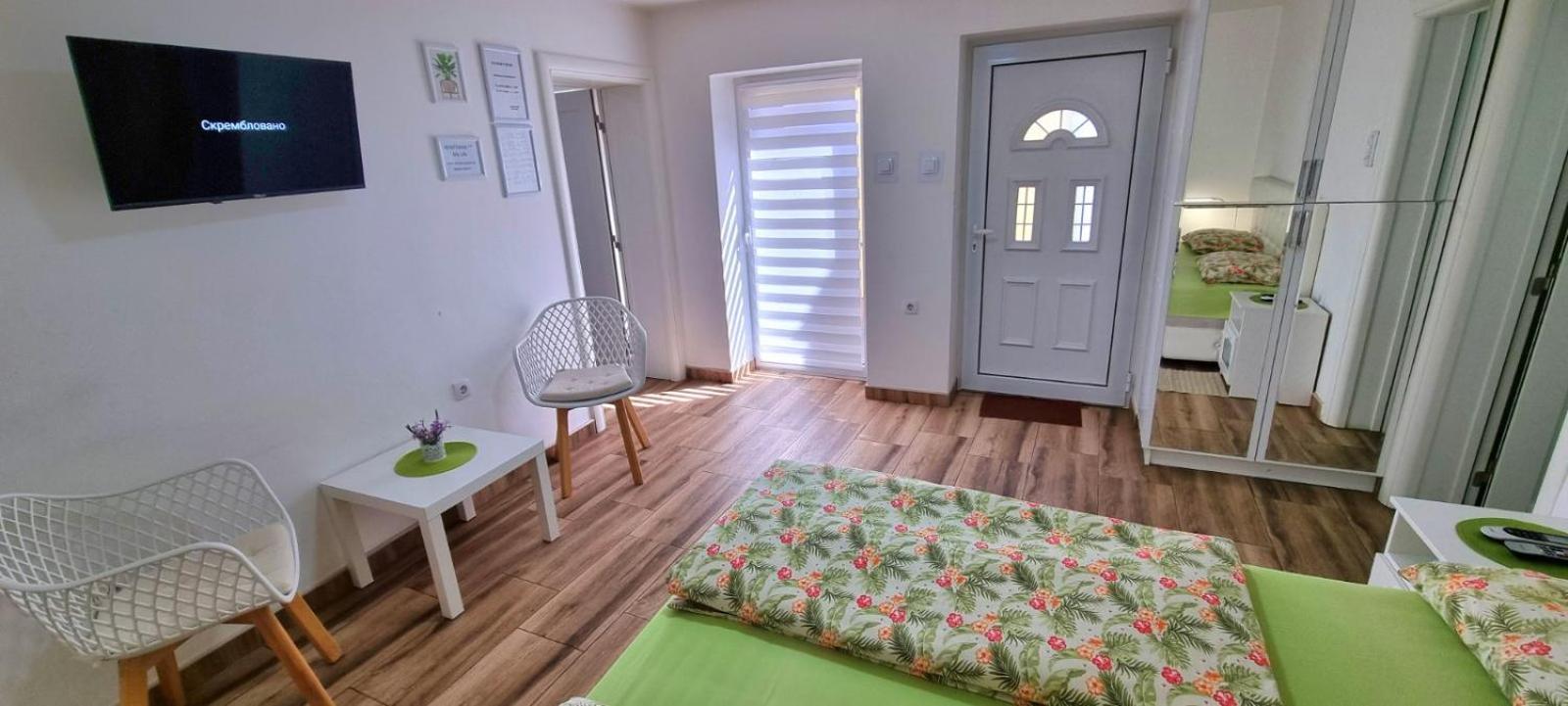 "My Life" Luxury River Apartments Ni 외부 사진
